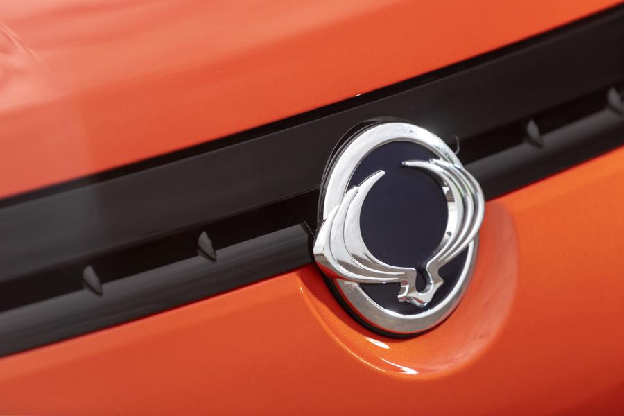 Логотип SsangYong Tivoli LE 2019 года  (UK) (фото 2 из 34)